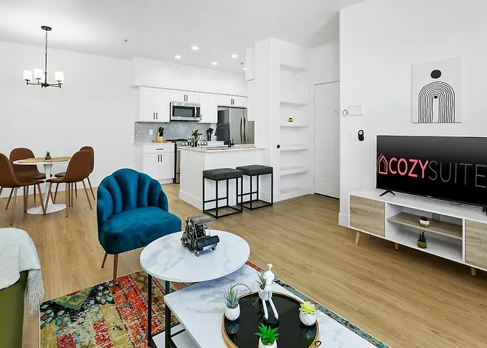 Cozysuites By The Stadium With Pool 05 Apartment